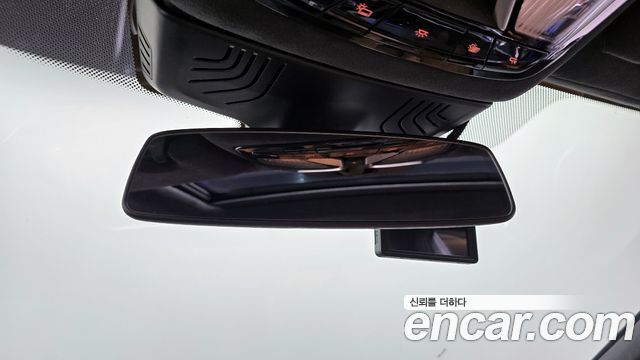 BMW 7-Series 2021 — photo 16
