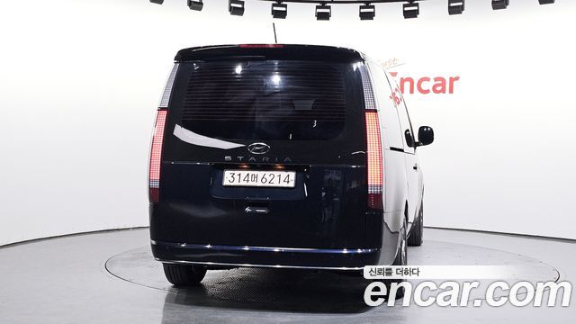 Hyundai Staria 2022 — photo 4