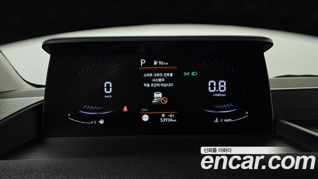 Hyundai Staria 2022 — photo 8