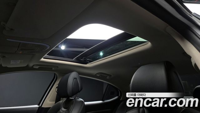 Genesis G70 2021 — photo 18