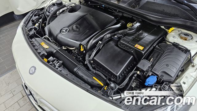 Mercedes-Benz A-Class 2014 — photo 6