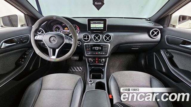 Mercedes-Benz A-Class 2014 — photo 7
