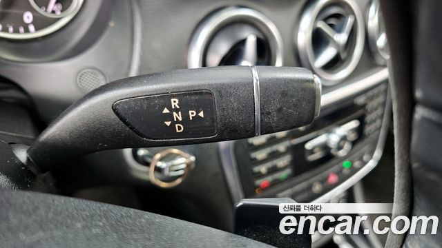 Mercedes-Benz A-Class 2014 — photo 9