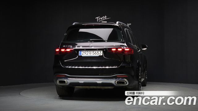 Mercedes-Benz GLS-Class 2024 — photo 4