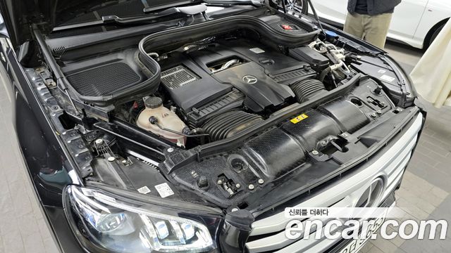 Mercedes-Benz GLS-Class 2024 — photo 6