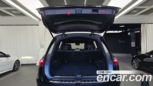 Mercedes-Benz GLS-Class 2024 — photo 20