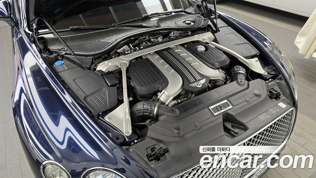 Bentley Continental 2019 — photo 6