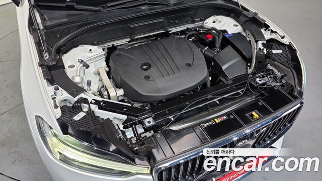 Volvo XC60 2022 — photo 6