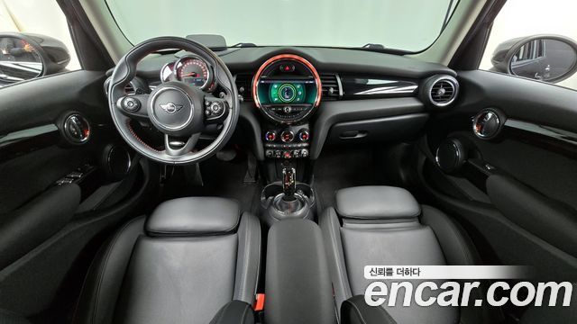 Mini Cooper 2020 — photo 7