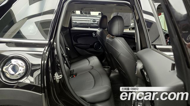Mini Cooper 2020 — photo 12