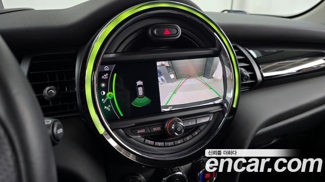 Mini Cooper 2020 — photo 15