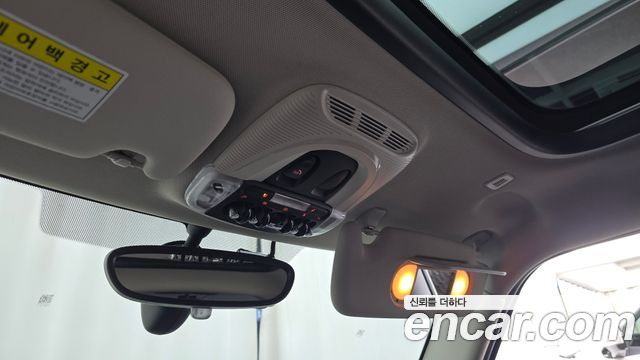 Mini Cooper 2020 — photo 17