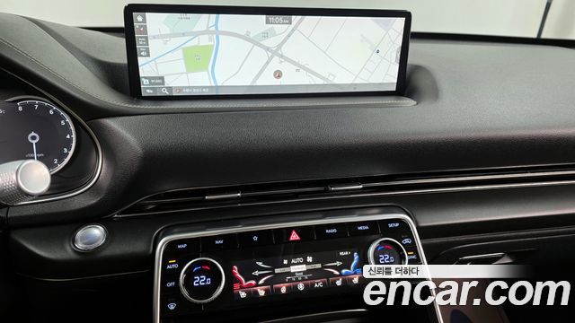 Genesis GV80 2020 — photo 14