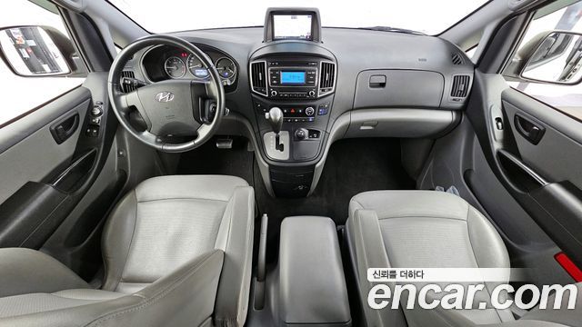 Hyundai Starex 2019 — photo 7