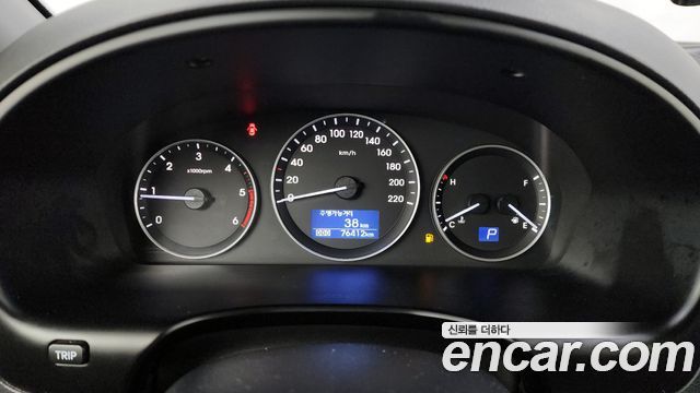 Hyundai Starex 2019 — photo 8