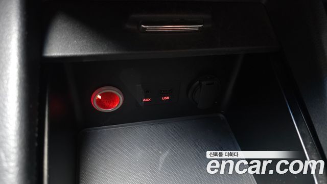 Kia K3 2013 — photo 19