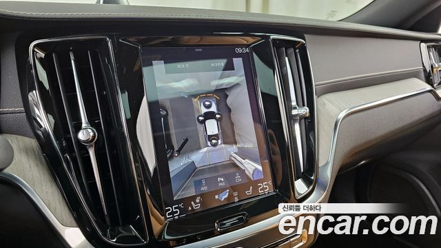 Volvo S60 2020 — photo 15