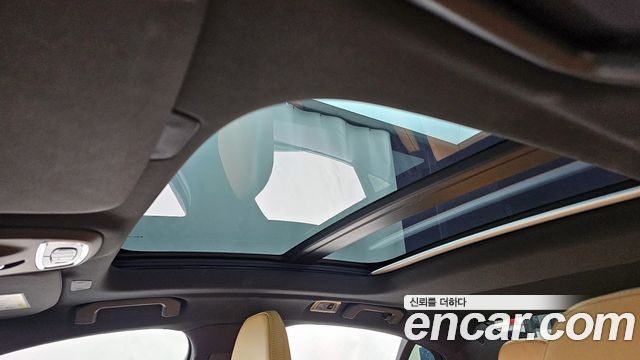 Volvo S60 2020 — photo 19