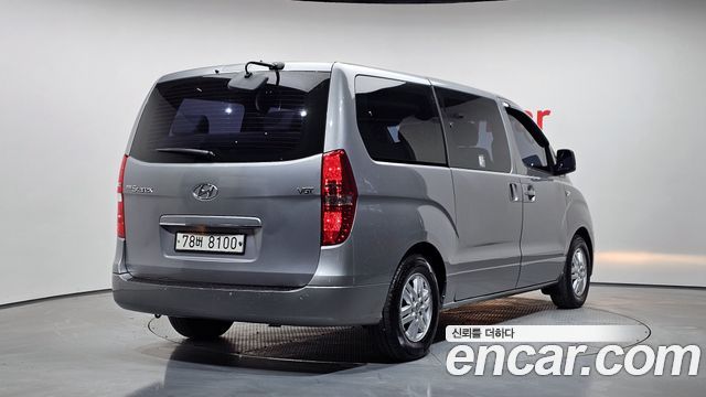 Hyundai Starex 2017 — photo 2