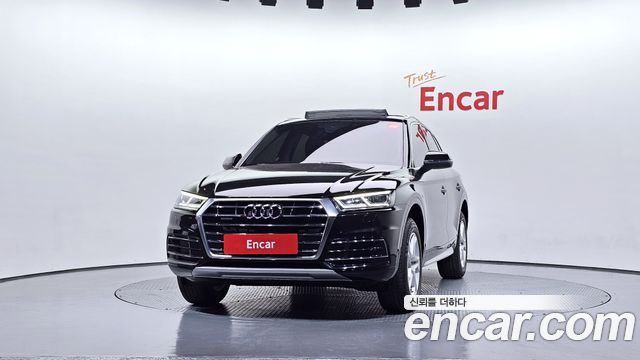 Audi Q5 2020 — photo 3
