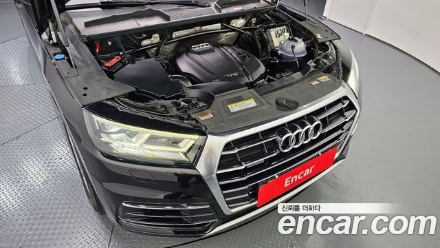 Audi Q5 2020 — photo 6