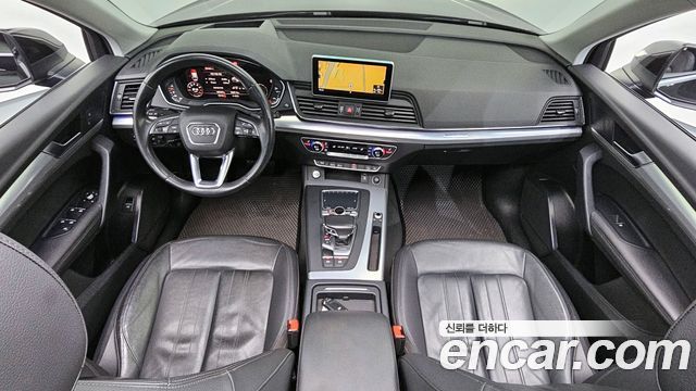 Audi Q5 2020 — photo 7