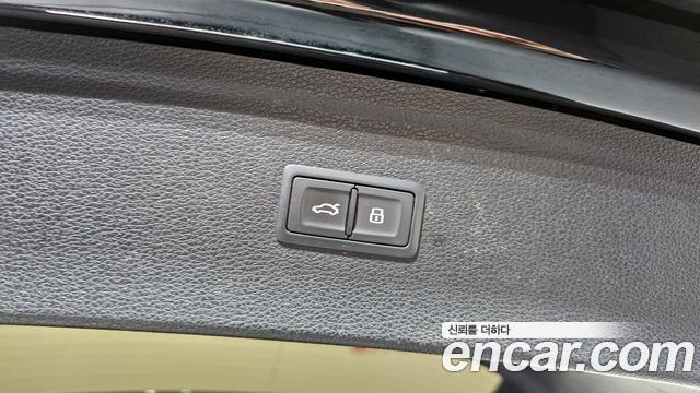 Audi Q5 2020 — photo 20