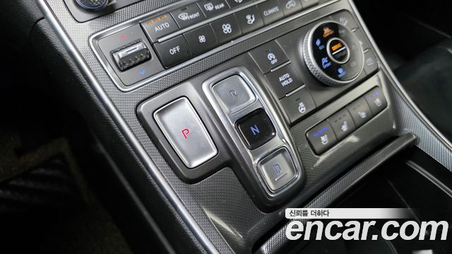 Hyundai Santafe 2021 — photo 9