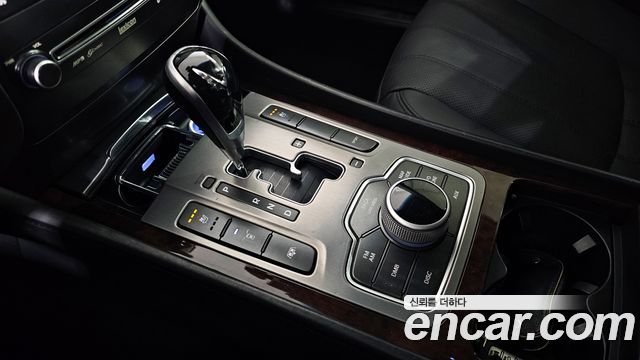 Hyundai Equus 2012 — photo 9
