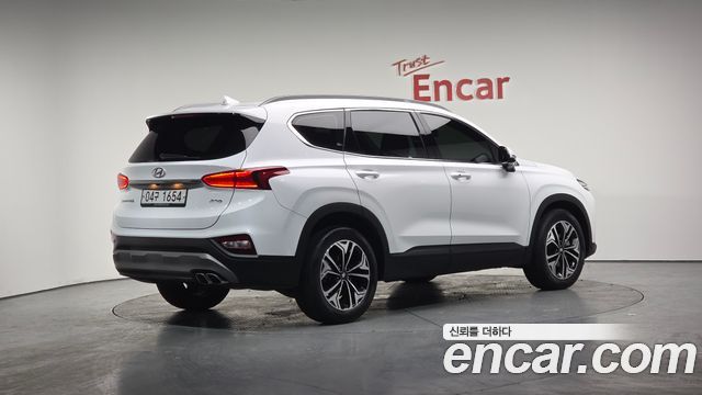 Hyundai Santafe 2019 — photo 2