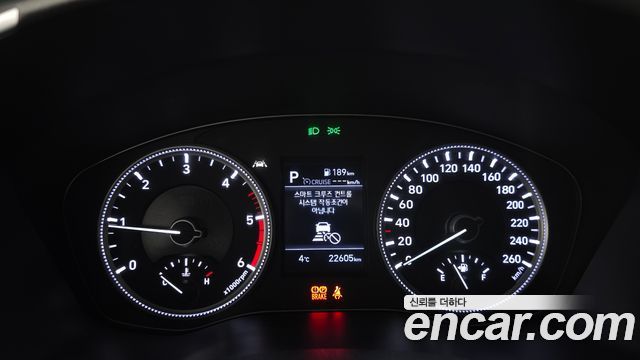 Hyundai Santafe 2019 — photo 8