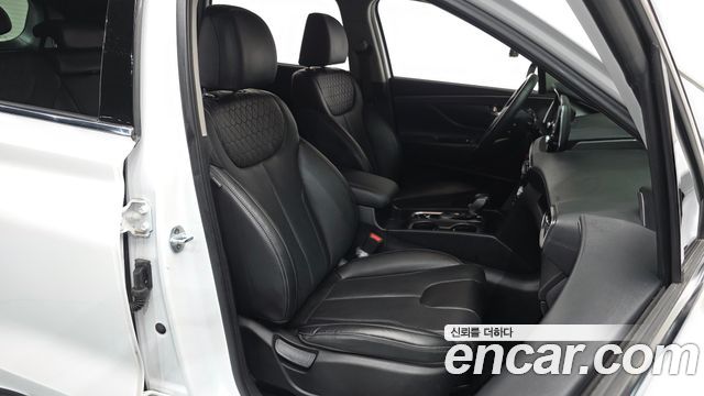 Hyundai Santafe 2019 — photo 10