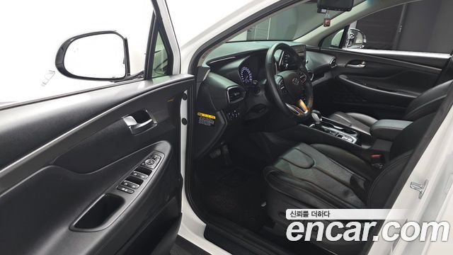 Hyundai Santafe 2019 — photo 11