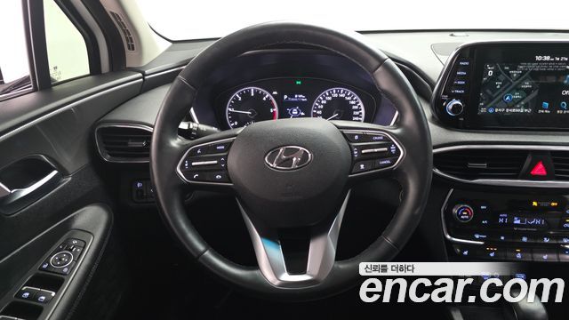 Hyundai Santafe 2019 — photo 13