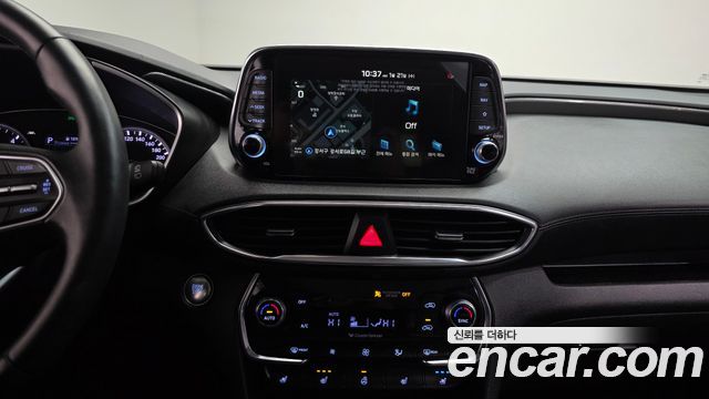 Hyundai Santafe 2019 — photo 15