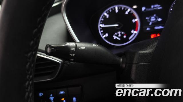 Hyundai Santafe 2019 — photo 17