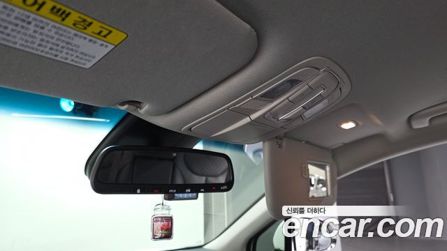 Hyundai Santafe 2019 — photo 19