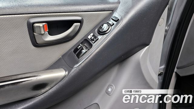 Hyundai Starex 2015 — photo 16