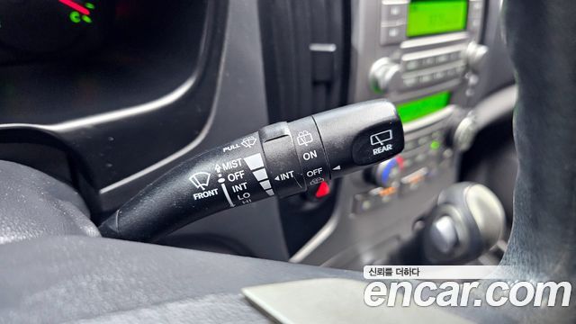 Hyundai Starex 2015 — photo 18