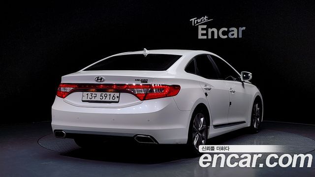 Hyundai Grandeur 2015 — photo 2