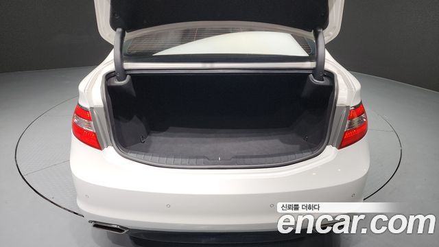 Hyundai Grandeur 2015 — photo 20