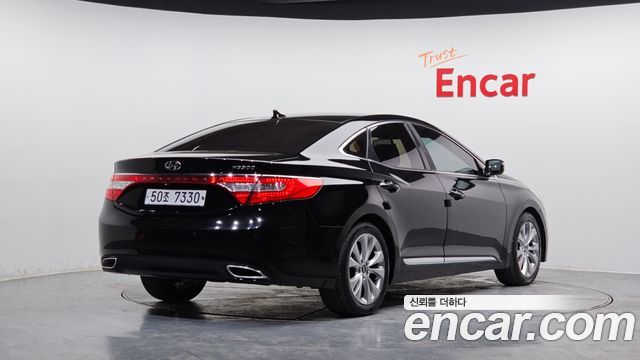 Hyundai Grandeur 2011 — photo 2