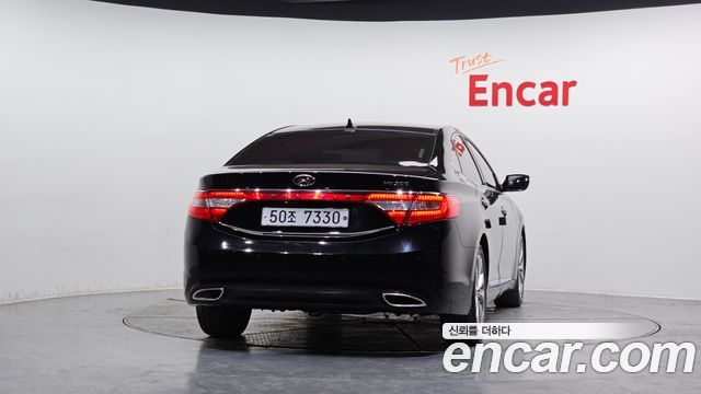Hyundai Grandeur 2011 — photo 4