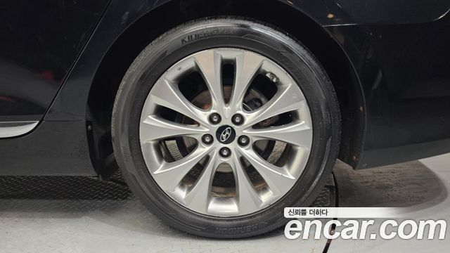 Hyundai Grandeur 2011 — photo 5