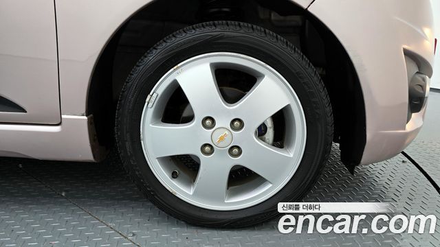 Chevrolet Korea Spark 2012 — photo 5