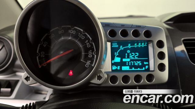 Chevrolet Korea Spark 2012 — photo 8