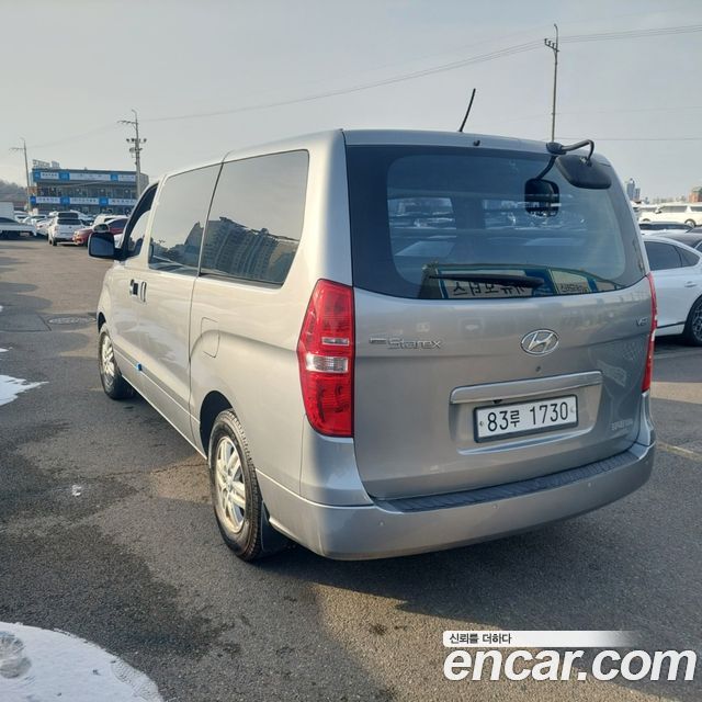 Hyundai Starex 2019 — photo 14