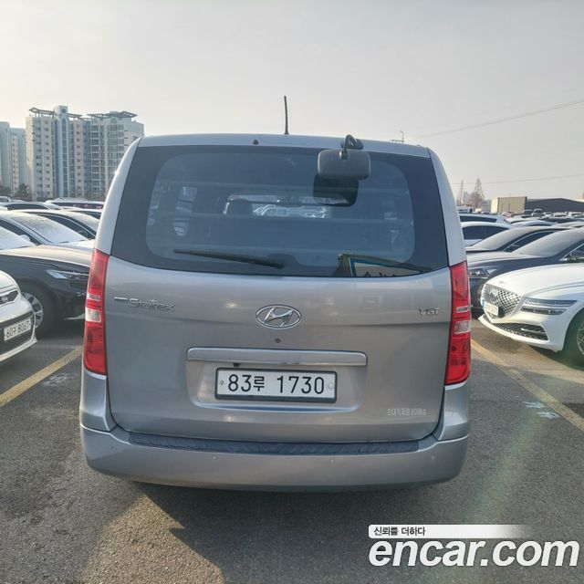 Hyundai Starex 2019 — photo 15