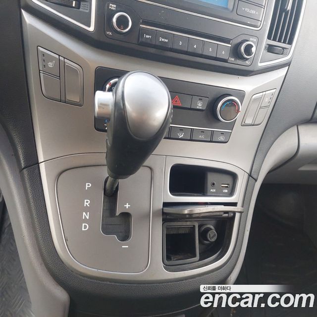 Hyundai Starex 2019 — photo 18