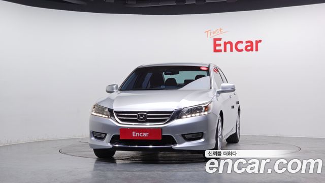 Honda Accord 2013 — photo 3